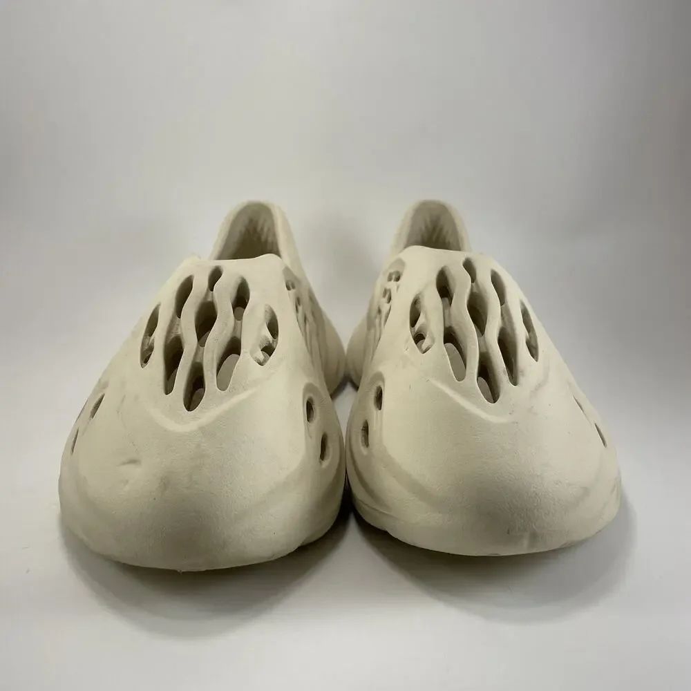adidas Yeezy Foam Runner “Sand” Slip On Clogs Cream Beige Mens Size 8 EVA